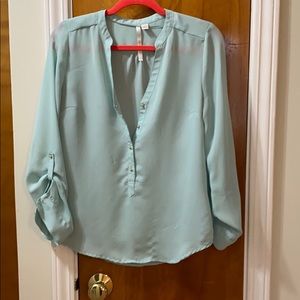 Teal/ robins egg colored top